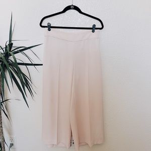 H&M Light Pink Cropped Pants